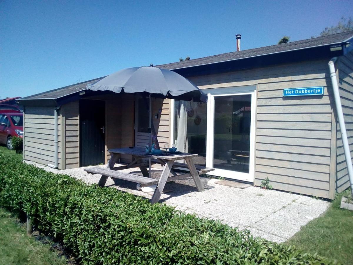 Het Dobbertje, Charmant Houten Huisje Sint Maartensvlotbrug Exterior photo